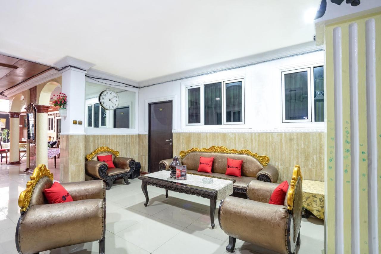 Reddoorz Near Rs Cikini Jakarta Kültér fotó